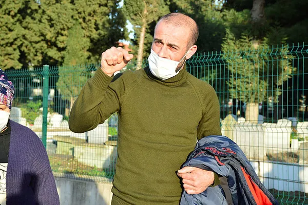 1609328528990.jpg Tekirdağ'da akılalmaz olay! Aile üyeleri isyan etti: Bu cenaze yürüyerek mi çıktı?-6