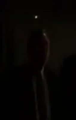 Obama konuşurken elektrikler kesildi!