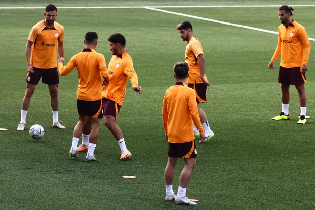 gule-gule-galatasarayin-orkestra-sefi-bonservisi-duyanlar-kulaklarina-inanamadi-1692777165254.jpg Bonservisi duyunca çok şaşıracaksınız! Güle Güle Galatasaray'ın beyni!-6