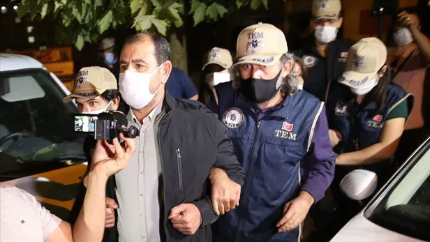 hem-dagda-hem-de-sehirde-gecit-yok-pence-kilic-hava-harekatini-protesto-etmek-isteyen-hdpli-gozaltina-alindi-1669050399071.jpg Hem dağda hem de şehirde geçit yok! Pençe Kılıç Hava Harekatı'nı protesto etmek isteyen HDP'li gözaltına alındı-7