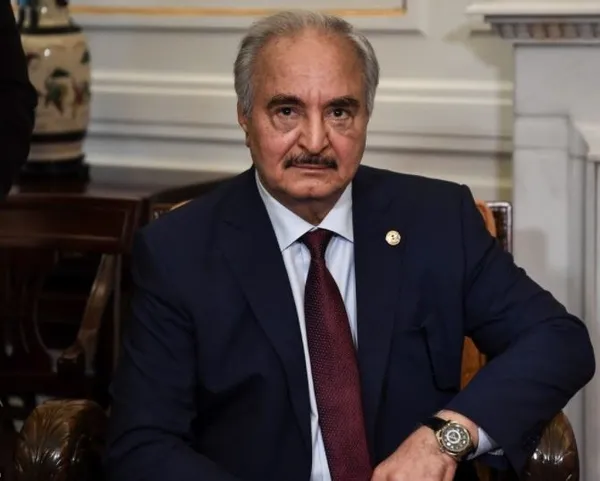 libya-ordusu-hafter-gucleri-sirte-ile-cufra-bolgesine-silah-ve-parali-asker-sevkiyati-yapiyor-1607530717373.jpg Libya ordusu: Hafter güçleri Sirte ile Cufra bölgesine silah ve paralı asker sevkiyatı yapıyor-2