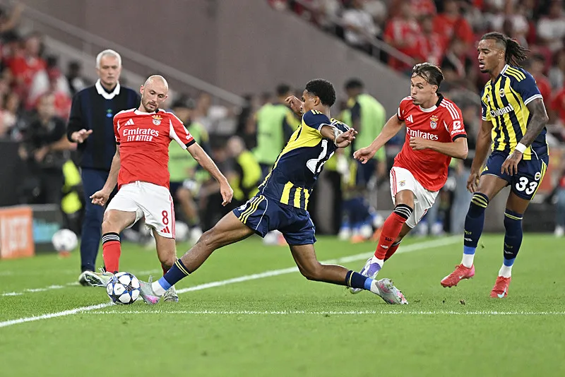 15 ay sonra Jose Mourinho'suz ilk maç! Fenerbahçe'nin muhtemel 11'i - 8