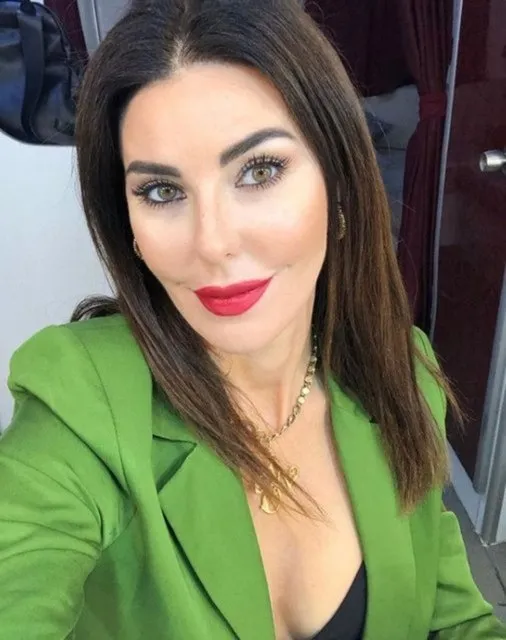 yusuf-araz-kimdir-kac-yasinda-nereli-defne-samyeliyi-icraya-veren-yusuf-araz-kimdir-1611748267122.jpg Yusuf Araz kimdir kaç yaşında nereli? Defne Samyeli'yi icraya veren Yusuf Araz kimdir?-5
