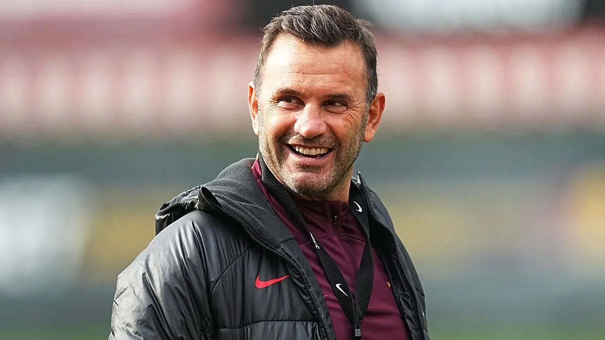 Okan Buruk'tan Galatasaraylı futbolculara sosyal kısıtlama! Fenerbahçe’nin Rams Park’taki coşkusunu takımına izletip toplantıyı bitirdi