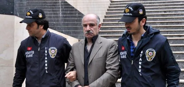 Oğlunu vurdu eşini kaybetti