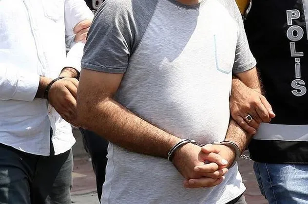 Son dakika: Kritik FETÖ operasyonunda 6 tutuklama!