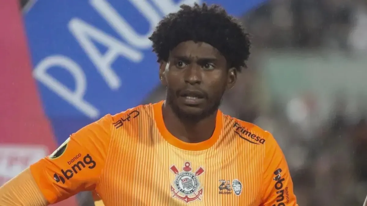 Beşiktaş'a 2 metrelik kaleci transferi! Eldivenler Hugo Souza'nın olacak