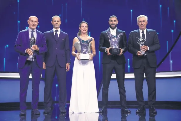 sampiyonlar-ligi-grup-kuralari-istanbulda-cekildi-1661466846143.jpeg Şampiyonlar Ligi grup kuraları İstanbul'da çekildi-4