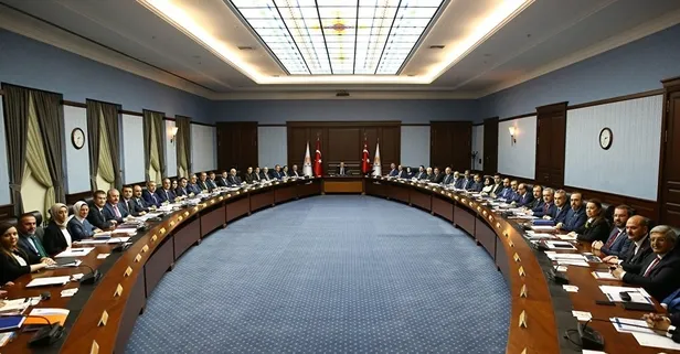 AK Parti MKYK sona erdi!