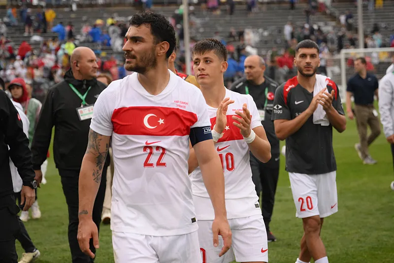 Vincenzo Montella'dan orta saha kararı! Meksika maçının ilk 11'i netleşti - 11