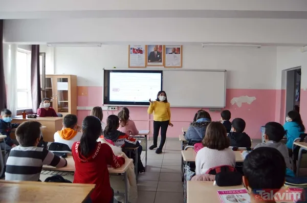 Yüzde 90 görme engelli! Türkçe öğretmeni Aygül Altuntaş'ın meslek aşkı engel tanımıyor - 3