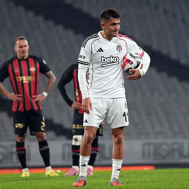 Beşiktaş’a Cengiz Ünder’den kötü haber!