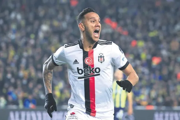 suudi-kulubu-al-nassrdan-ayrilmak-icin-masaya-oturacak-olan-talisca-icin-besiktas-hazira-gecti-1647387081501.jpeg