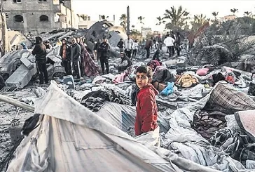 Yardım tırlarını vurdular