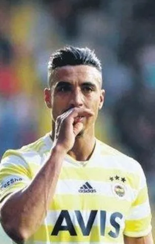 Isla’nın forması Nabil Dirar’ın