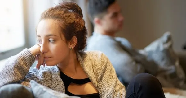 yargitaydan-emsal-karar-isi-ve-geliri-olmadigini-bildigi-halde-esinin-kredi-kartini-iptal-ettiren-erkek-manevi-tazminata-mahkum-edildi-1641276097490.jpg Yargıtay'dan emsal karar! İşi ve geliri olmadığını bildiği halde eşinin kredi kartını iptal ettiren erkek manevi tazminata mahkum edildi-3