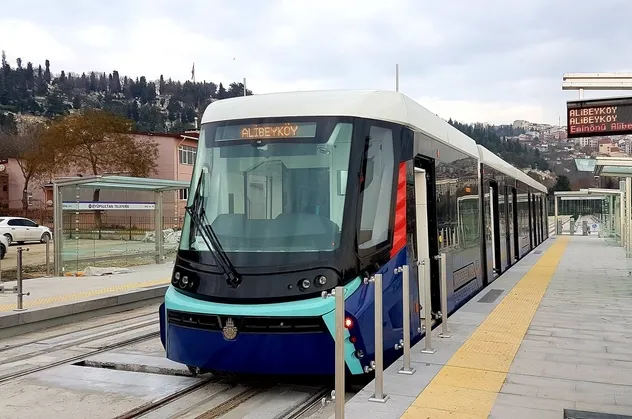 İstanbul'da tramvay arızası! Seferler aksadı