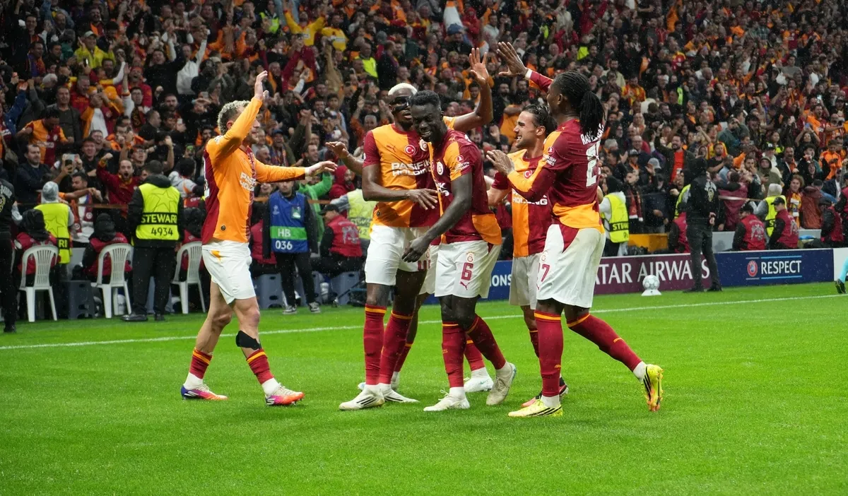 lille-galatasaray-uefa-sampiyonlar-ligi-maci-1792568255066.jpg Galatasaray Lille deplasmanında! Okan Buruk'tan sürpriz 11 tercihi-6