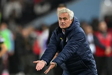 Mourinho’dan bir derbi paylaşımı daha!