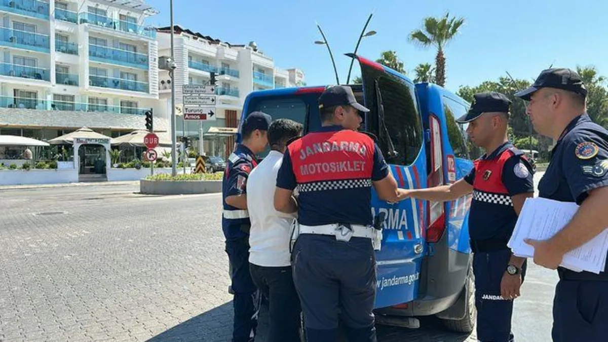 Duyanların ağzı açık kaldı | 27 yıl hapisle aranan şüphelinin cinsiyet değiştirdiği ortaya çıktı