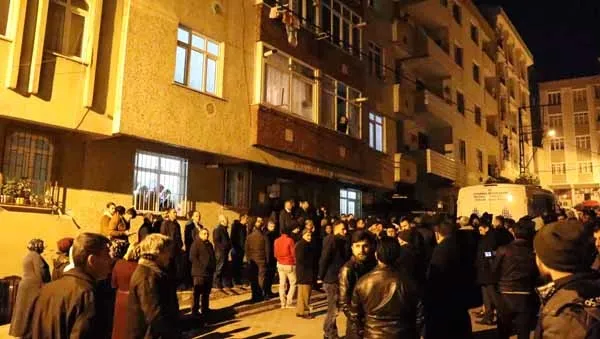 Bahçelievler'de anne ve kızı evinde ölü bulundu - 1