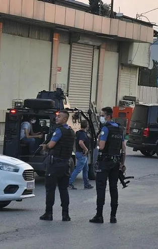 Son dakika: İstanbul'da hareketli dakikalar! Uzun namlulu silahlarla hırsızlık ihbarı polisi harekete geçirdi