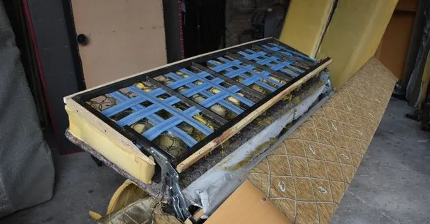 Niğde’de tamire gönderilen kanepenin içinden 110 bin liralık altın çıktı