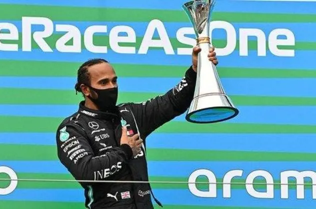 Formula 1'de zafer Hamilton'un