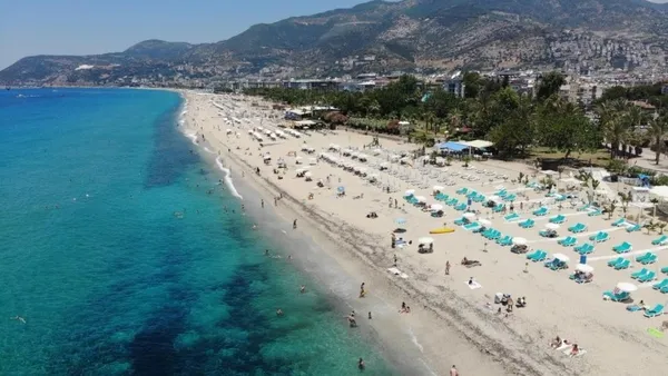 antalyanin-2022-hedefi-2019daki-156-milyon-turist-sayisini-gecmek-1640467277235.jpg Antalya'nın 2022 hedefi, 2019'daki 15,6 milyon turist sayısını geçmek-8