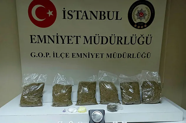 İstanbul Gaziosmanpaşa'da uyuşturucu baskını! 2 kişi gözaltına alındı!