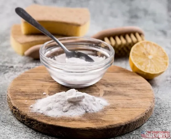 2. 🔥 Doğal Antasit Mide Ekşimesi Ve Asit Reflüsü Şikayetlerinde, Bir Tatlı Kaşığı Karbonatı Bir Bardak Suya Karıştırarak İçmek Mide Asidini Doğal Yollarla...