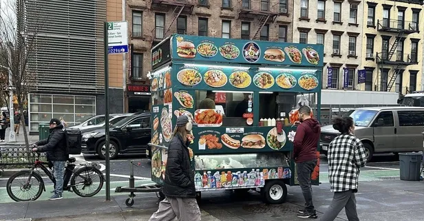 Mısırlı satıcıyı taciz eden Obama’nın eski danışmanı Suart Seldowitz gözaltına alındı! İslamofobi, takip, nefret suçu, taciz…