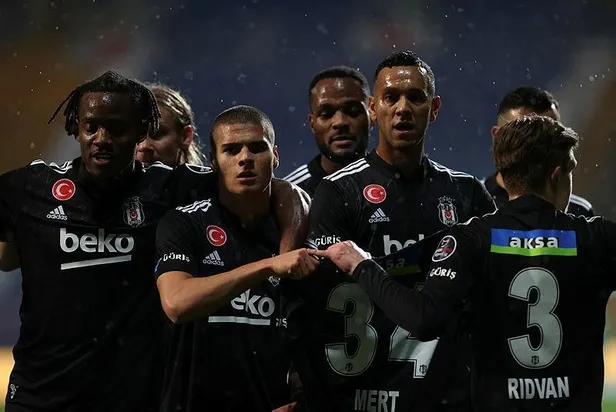 pasadan-kartala-gecit-yok-kasimpasa-1-1-besiktas-mac-sonucu-ozet-1638558071425.jpeg
