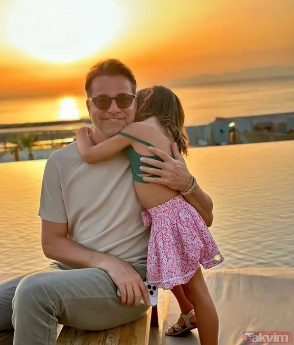 Engin Altan Düzyatan'ın oğluna bakın! Manchester City'in antrenmanını izlemeye gittiler - 13