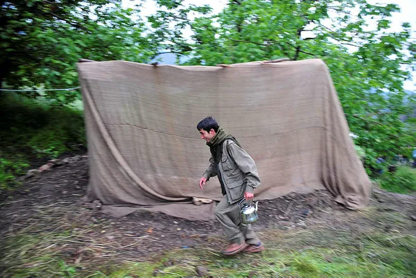 son-dakika-el-babda-yakalanan-pkkli-terorist-5-abdli-tarafindan-egitildigini-itiraf-etti-1605607546419.jpg SON DAKİKA: El Bab'da yakalanan PKK'lı terörist, 5 ABD'li tarafından eğitildiğini itiraf etti-6