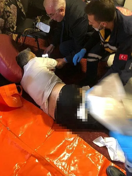 Yenilik Partisi Genel Başkanı Öztürk Yılmaz'ı bıçaklayan şüpheli tutuklandı!-3