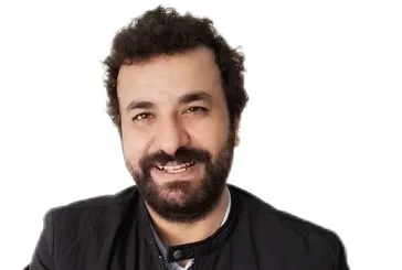 Hasan Can Kaya ile Duygu Karabaş nişanlandı: Sessiz sedasız mutluluğa evet