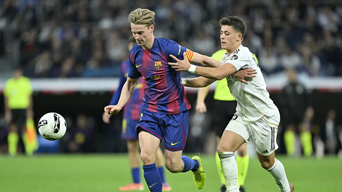 Real Madrid'de Arda Güler'i üzecek transfer!