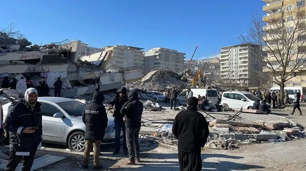 Deprem sonrası sosyal medyada yalan ağı! Babala, Ekşisözlük, 23 Derece, Oğuzhan Uğur ve daha nicesi... Teyitsiz bilgilerle kışkırttılar devleti hedef aldılar