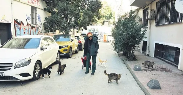 Leman Sam’dan basın mensupları ile güldüren diyalog!