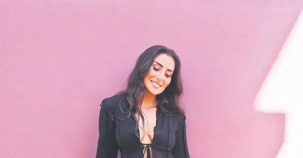 Hande Ünsal’dan hem iş hem tatil!