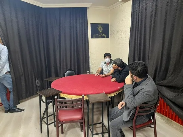 SON DAKİKA: Polisi gören terasa kaçtı! Bağcılar'da 6 mekana kumar baskını: 95 kişiye 329 bin 555 TL para cezası-2