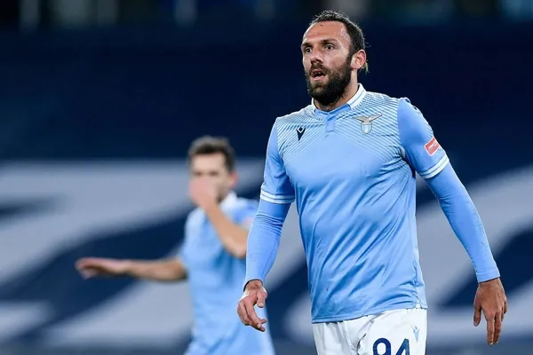 Lazio yönetimi geri adım attı! Vedat Muriç transfer olmak için artık Pereira'nın onayını bekliyor-3