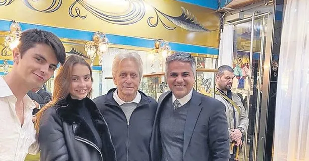 Michael Douglas'tan Kapalıçarşı'da pahalı alışveriş
