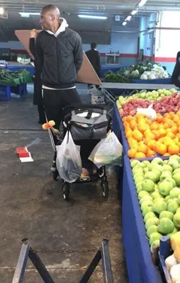 Atiba semt pazarında!