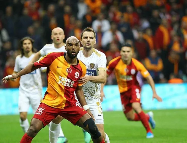 Ryan Babel Hollanda basınına konuştu: Galatasaray'a geri dönersem nasıl bir futbolcu olduğumu göstereceğim-5