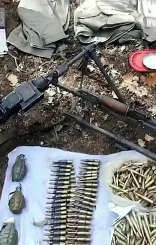 Muş'ta teröristlere ait 5 bölümlü sığınak imha edildi