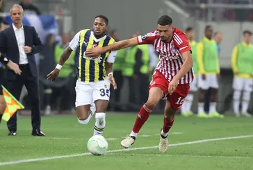 Spor yazarlarından Olympiakos-Fenerbahçe maçı sonrası İsmail Kartal’ın orta sahasına eleştiri: Ne savunmaya ne hücuma katkı verdiler
