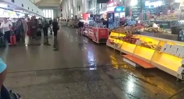 chpli-mansur-yavasa-tepki-buyuk-astinin-icler-acisi-hali-tavani-akiyor-havalandirmasindan-sular-damliyor-1659888946479.jpeg CHP'li Mansur Yavaş'a tepki büyük! AŞTİ'nin içler acısı hali: Tavanı akıyor, havalandırmasından sular damlıyor-3