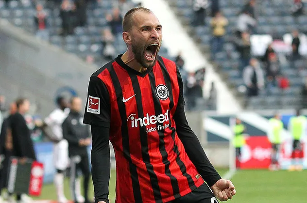 Beşiktaş aradığı golcüyü Hollanda'da buldu! Forvete Bas Dost geliyor